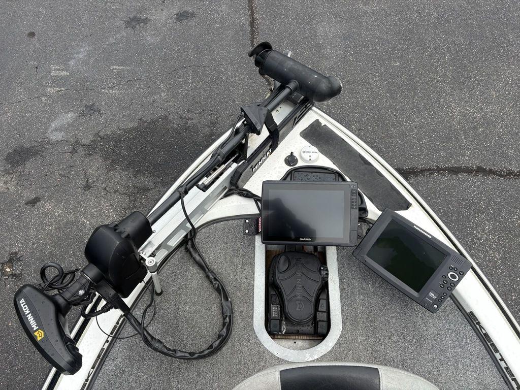 Skeeter ZX225 2005 - Marine Source