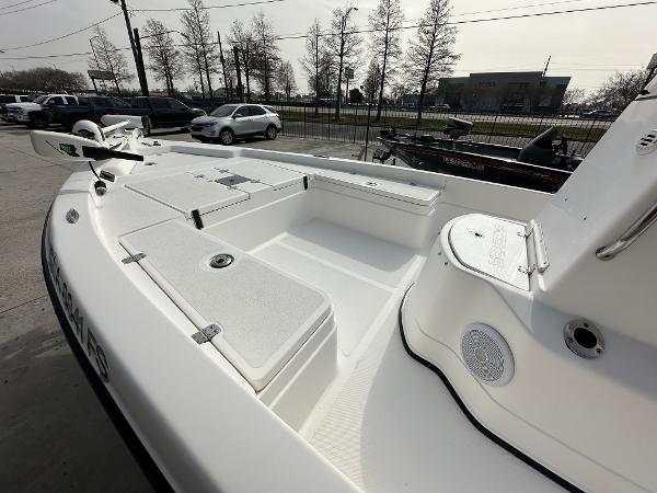 Skeeter ZX22 Bay 2006 - Marine Source