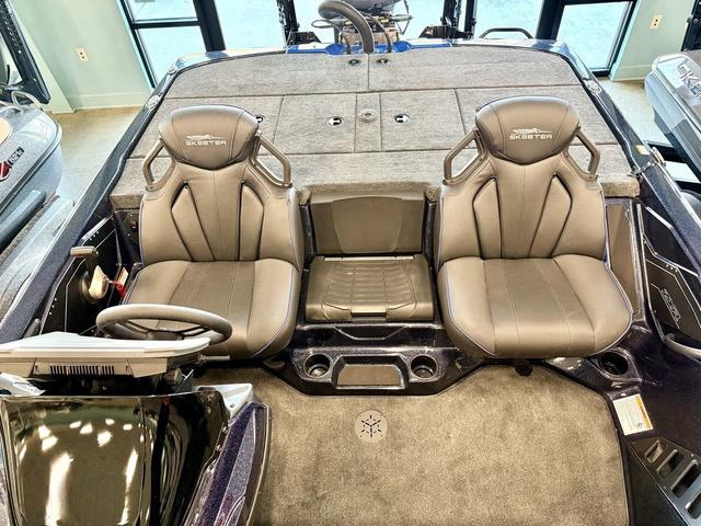 Skeeter ZXR21 2025 - Marine Source